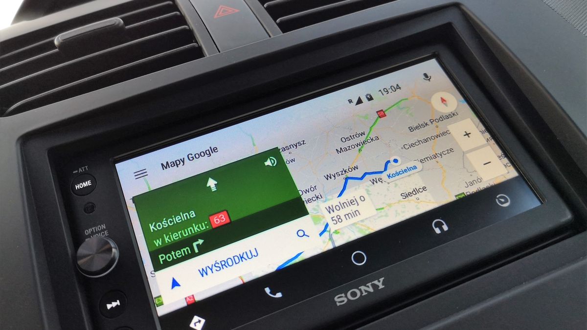 Sony XAV-AX100: sposób na Android Auto i Apple CarPlay w każdym samochodzie 1