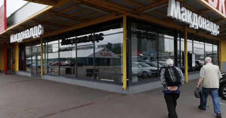 Rosjanie triumfalnie. "Pokonaliśmy McDonald's"