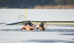 Poznań. 17-latek zasłabł po morsowaniu. Wezwano karetkę