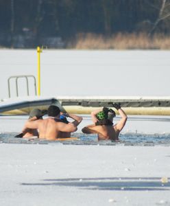 Poznań. 17-latek zasłabł po morsowaniu. Wezwano karetkę