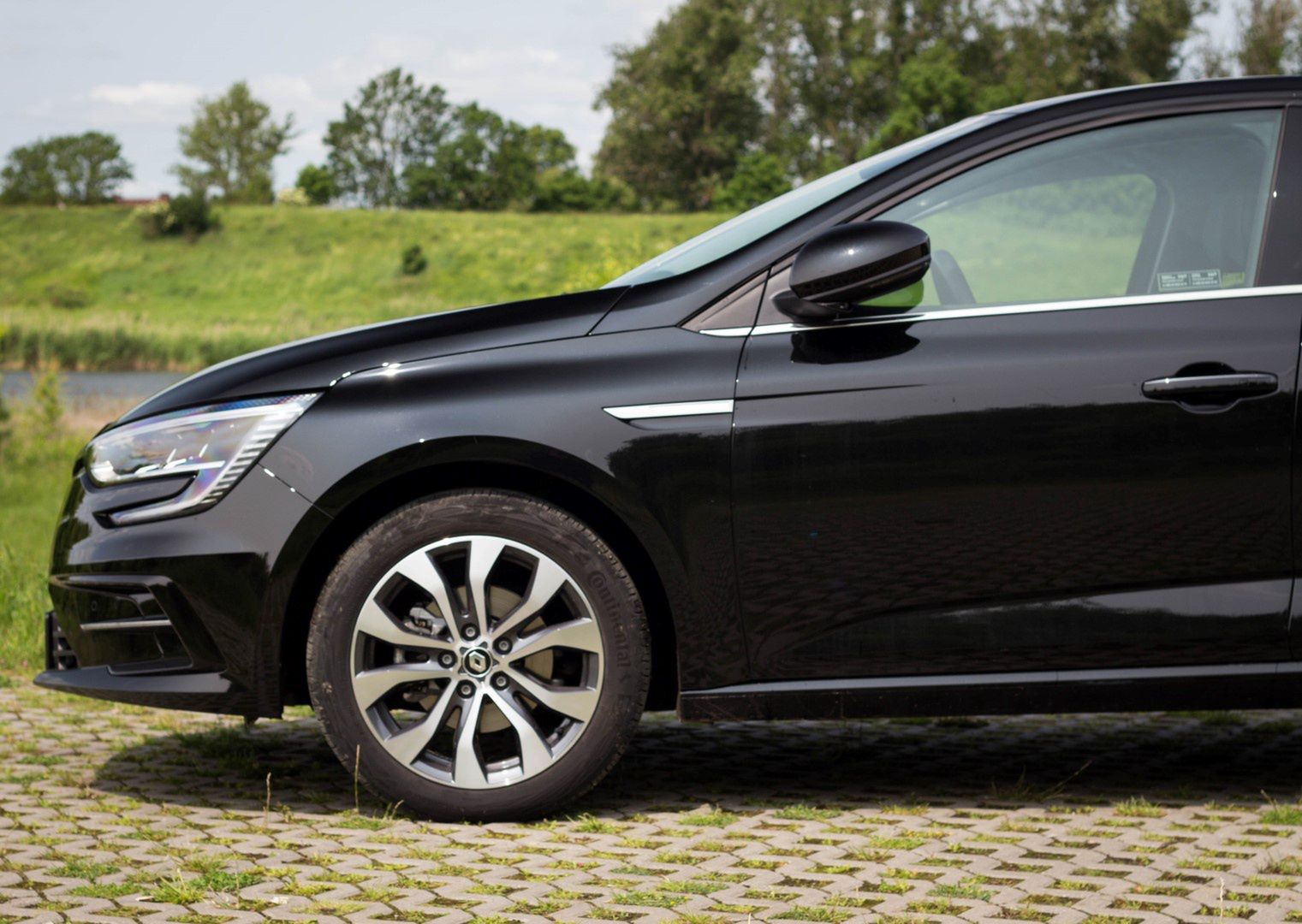 Renault Megane GrandCoupe Blue dCi 115 EDC
