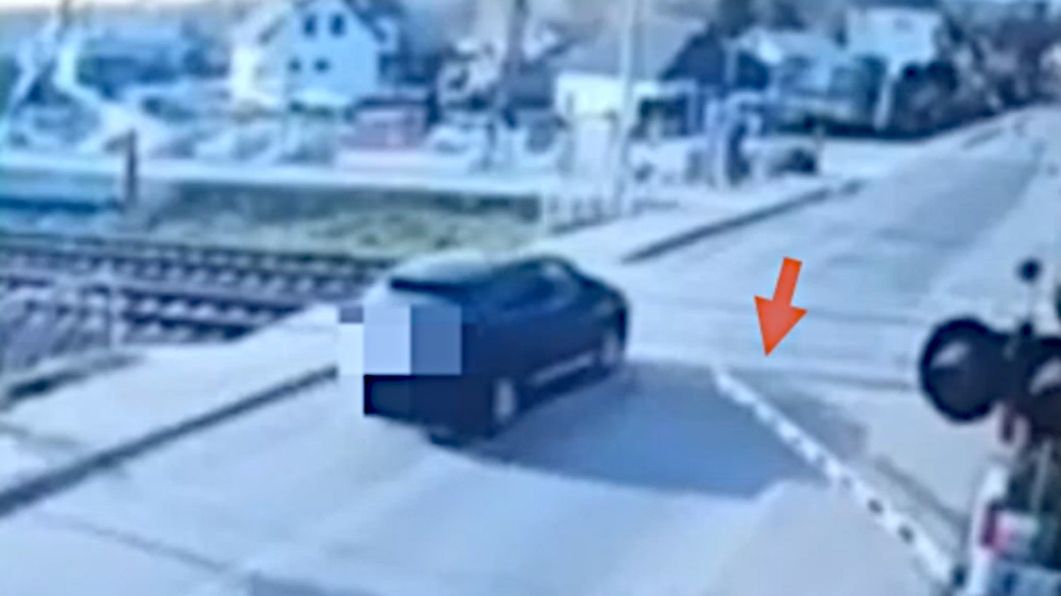 Wyłamanie zapory to najbardziej radykalny przejaw ignorowania przepisów na przejeździe