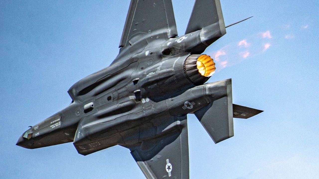 Problem z F-35. Silniki za drogie, za słabe i opóźnione