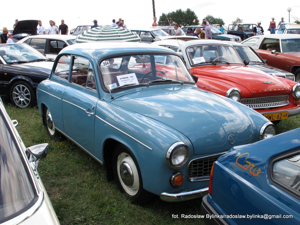 Syrena 104