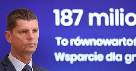 Koronawirus. Komunikat MEN w sprawie zamkniętych szkół
