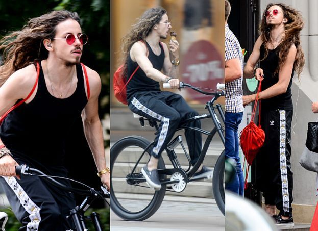 Michał Szpak jeździ rowerem i je lody (ZDJĘCIA)