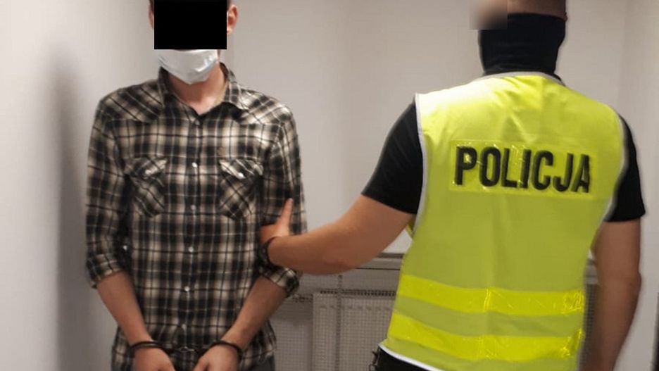 Warszawa. W ręce policji wpadło dwóch mężczyzn, którzy trudnili się kradzieżami 