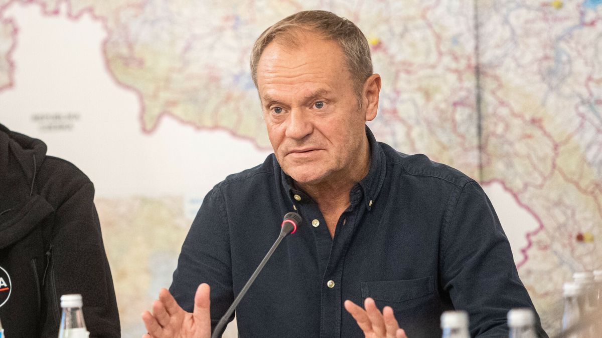 Sztab kryzysowy we Wroclawiu z udzialem Donalda Tuska
17.09.2024 Wroclaw Posiedzenie sztabu kryzysowego  n/z Donald Tusk  fot. Krzysztof Kaniewski/REPORTER
Krzysztof Kaniewski/REPORTER