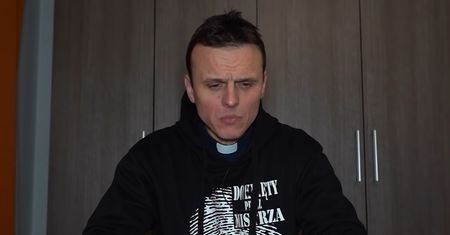 Ksiądz otworzył koperty z kolędy. Zdradził kwoty i cele, na które są przeznaczane pieniądze
