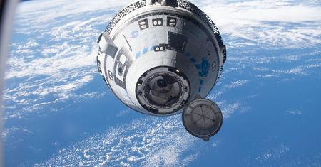 Boeing Starliner ma być konkurencją dla SpaceX w lotach na ISS. A może miał być?