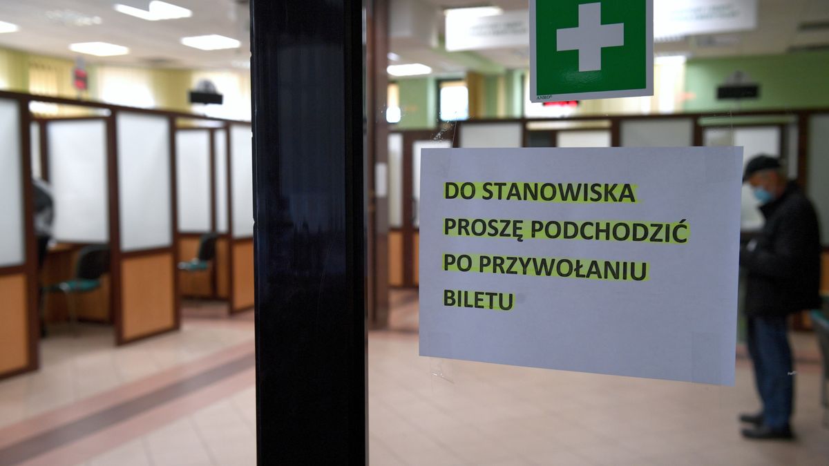 ZUS otworzył dziś placówki, ale zaliczył awarię systemu PUE