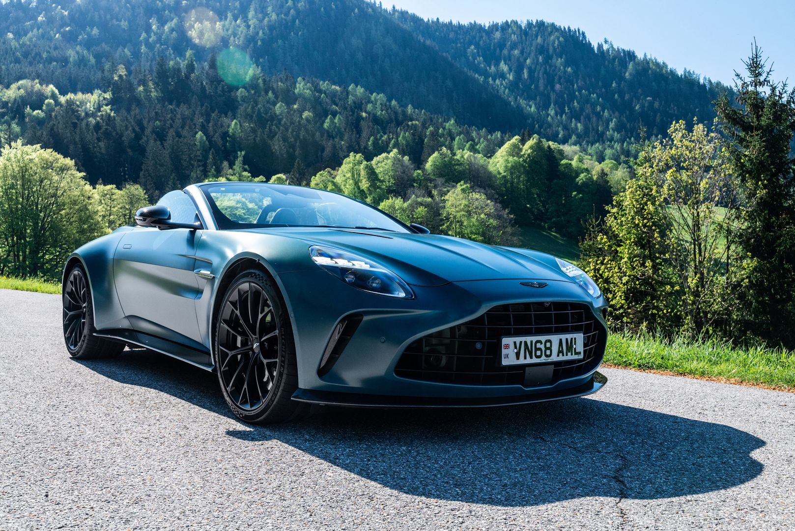 Aston Martin Vantage Roadster