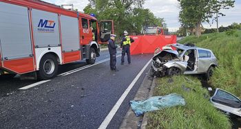 DK 22. Tragiczny wypadek pod Człuchowem. Dwie osoby nie żyją