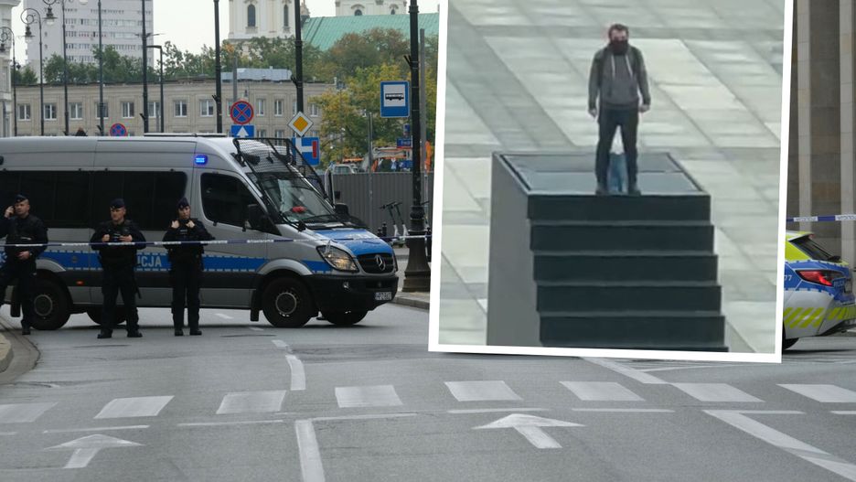 Trwają negocjacje policji z mężczyzną, który wszedł na pomnik smoleński