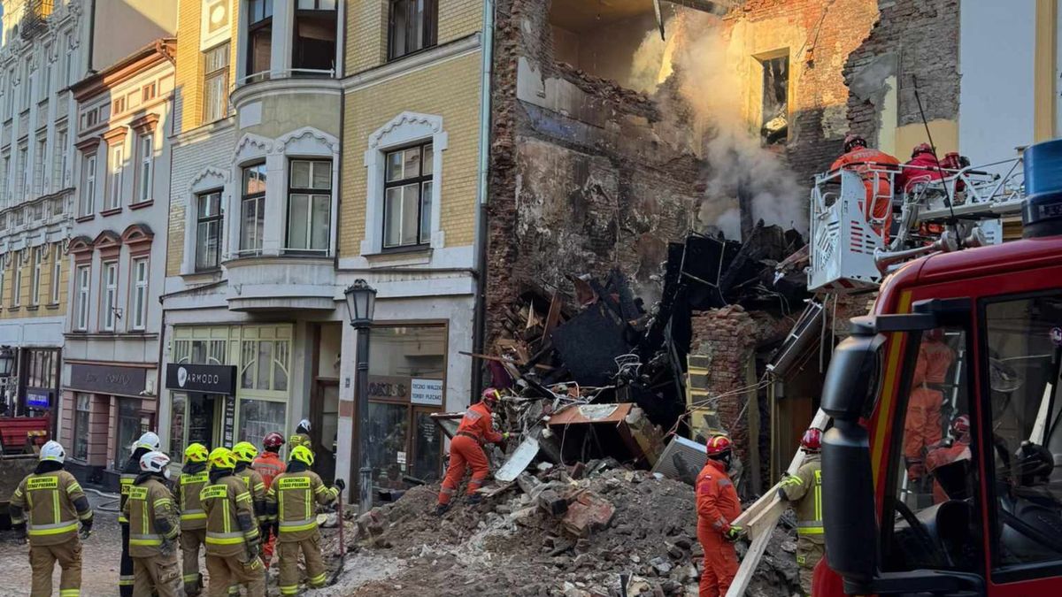 Potężny wybuch w Cieszynie. Wciąż poszukiwane są 2 osoby