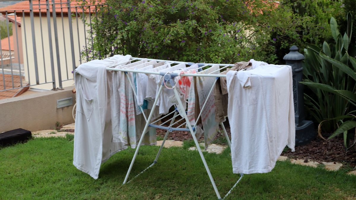 Pranie brzydko pachnie? Oto co trzeba zrobić