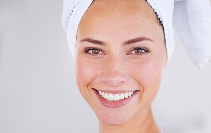 Kwasy AHA pozwalają zregenerować i rozjaśnić skórę