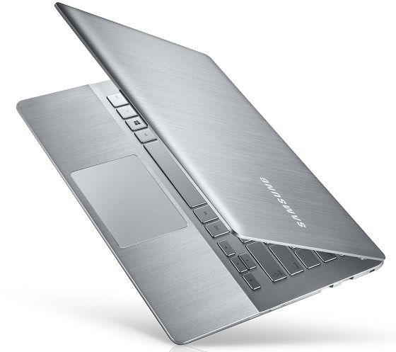 Samsung Ativ Book 7 NP730 widok obudowa