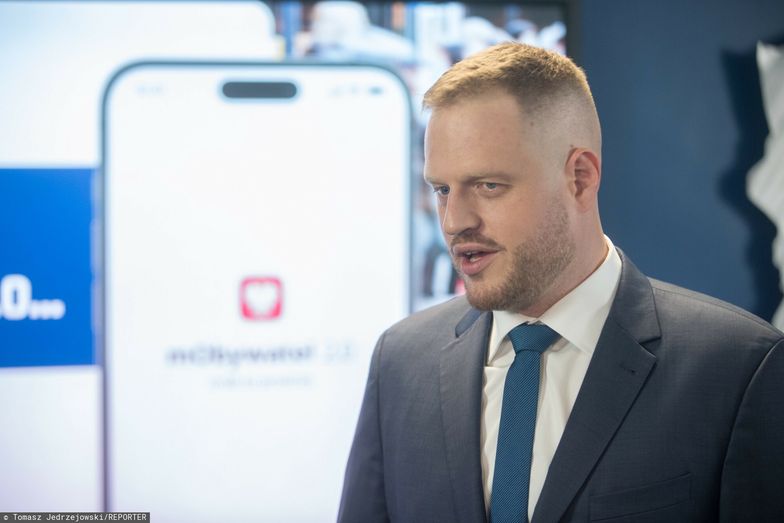 Minister cyfryzacji Janusz Cieszynski