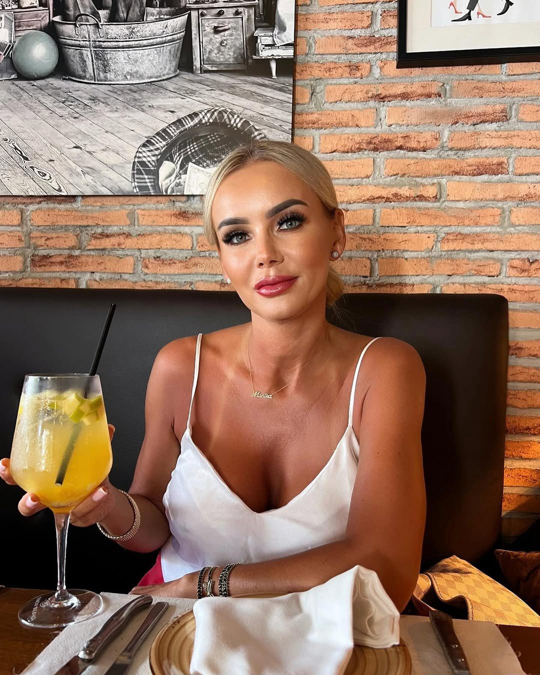 Monika Chwajoł 