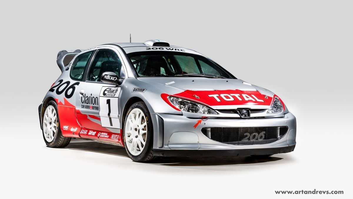 206 był w swoich czasach najmniejszym samochodem startującym w rajdach WRC.