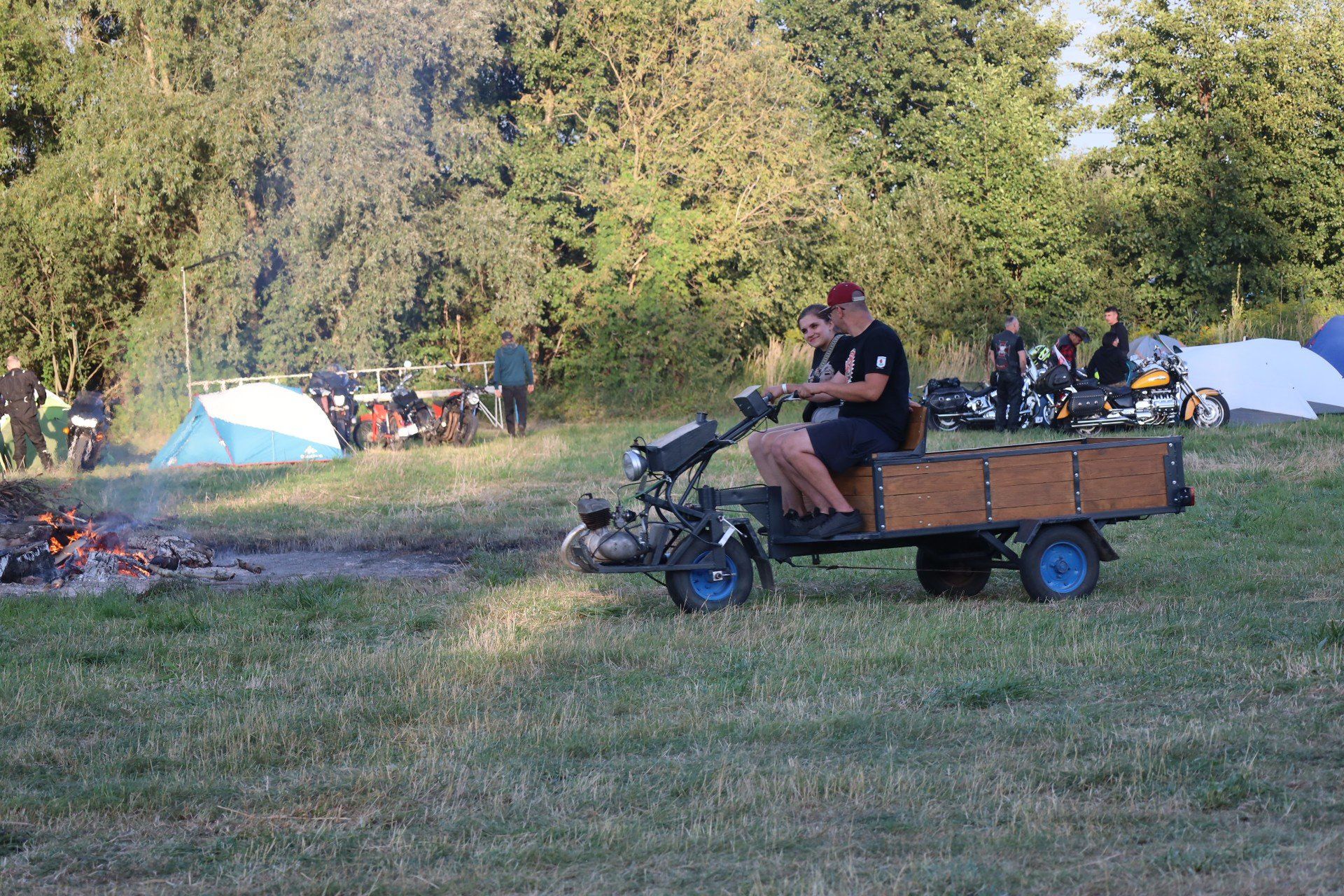 W piątek, 22 sierpnia rozpoczął się na krotoszyńskim Błoniu XXXVII Zlot Motocykli Ciężkich i Weteranów