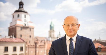 Rząd twierdzi, że daje pieniądze samorządom. Prezydent Lublina ma na ten temat inne zdanie
