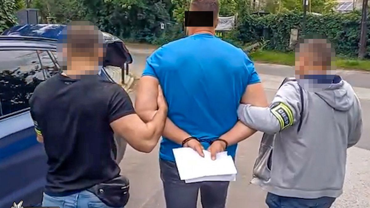 Aktualności
„Łowcy Cieni” CBŚP zatrzymali czterech poszukiwanych