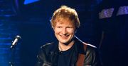 Ed Sheeran udzielał wywiadu, gdy zadzwonił telefon. Miny dziennikarzy bezcenne