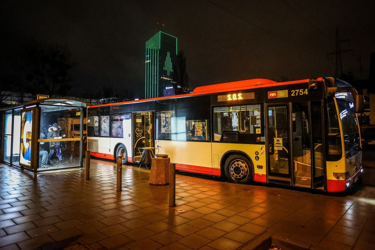 Gdańsk: Autobus SOS wraca na ulice. Mobilna pomoc dla osób w kryzysie bezdomności