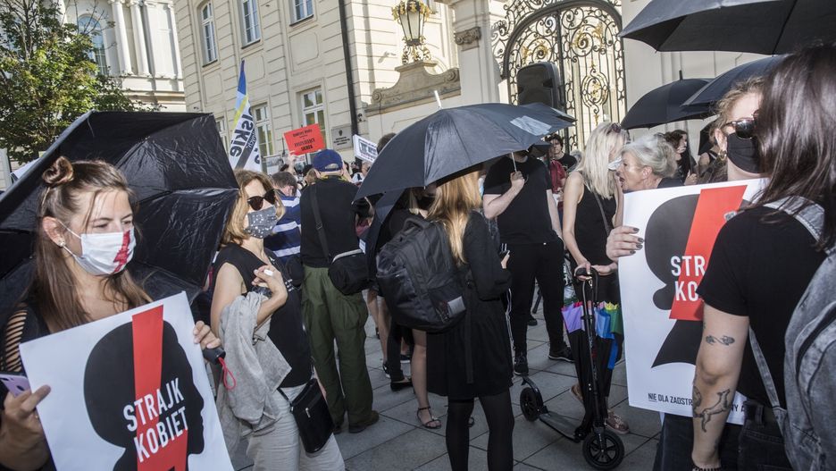 Protest kobiet w Warszawie
