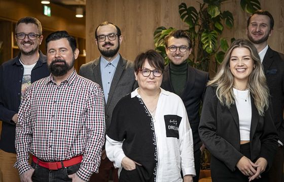 Nowe osoby w Android.com.pl. Piotr Pilewski doradza zarządowi