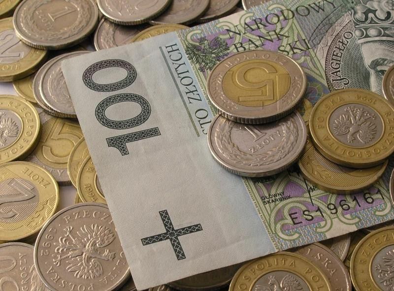 Kto zgubił pieniądze w warszawskim metrze?