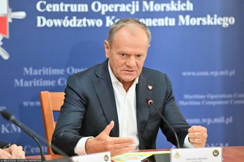 Tusk o incydencie na Bałtyku. "Badamy, czy nie doszło do podłożenia ładunków"