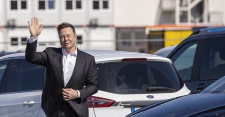 Elon Musk pobił rekord. Jego majątek to połowa rocznego dochodu Polski