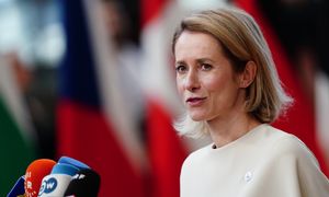 Unia zadaje cios flocie cieni. Przechwyciła tankowiec