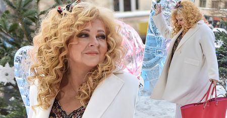 Magda Gessler na śniegu w sandałkach. Nie było jej zimno?