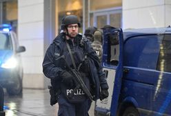 Strzały w Dreźnie. Uzbrojony mężczyzna wziął zakładników
