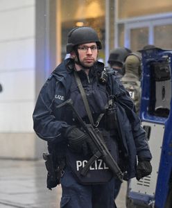 Strzały w Dreźnie. Uzbrojony mężczyzna wziął zakładników