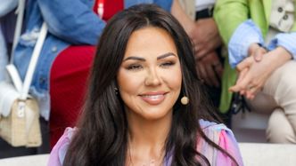 Sylwia Bomba zarzuca nogą w POŃCZOSZE i pisze zadowolona: "To uczucie, gdy wyobrażenie w głowie pokrywa się z tym, co widzicie w lustrze"