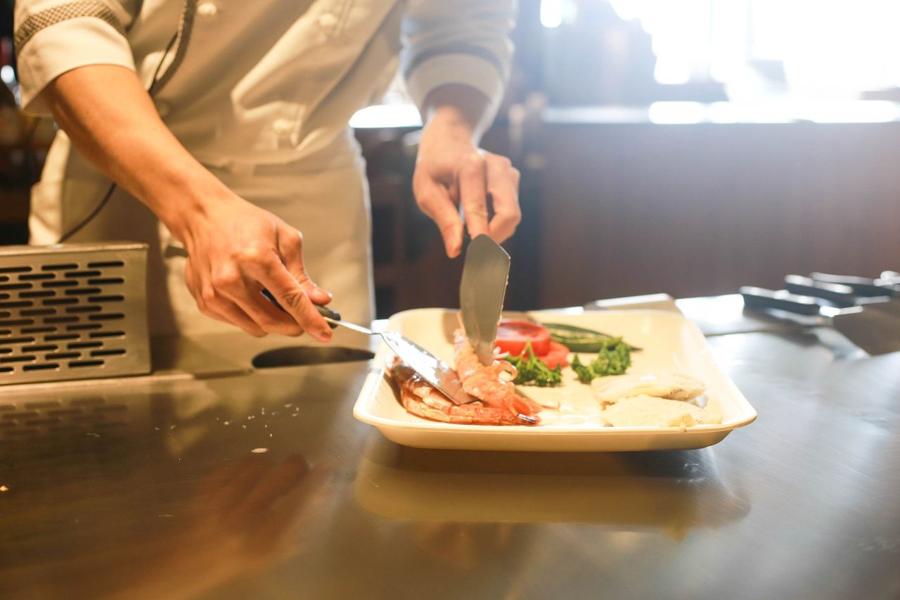 Death of an Englishman in a Restaurant