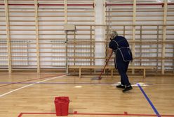 Koronawirus w Polsce. Liczba zakażeń spada? "To może być przypadek"