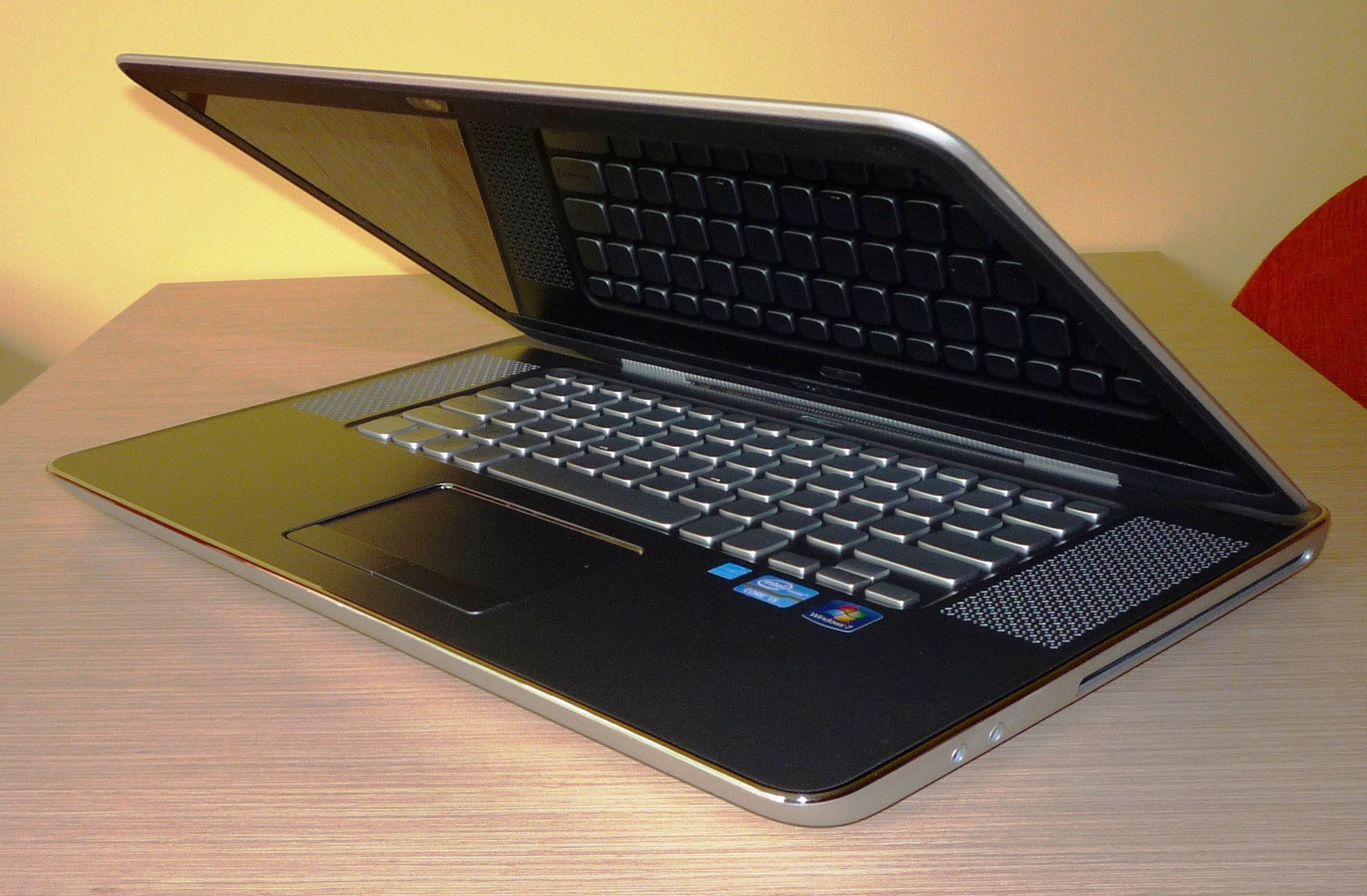 Dell XPS 15z - cieńszy, lżejszy, ale czy lepszy? [test cz. 2] 17