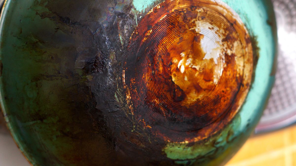 Jak doczyścić patelnię? 