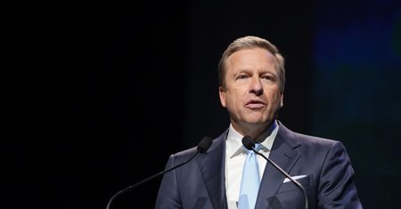 "Gigantyczna zapaść". Szef BMW o nadchodzących przepisach