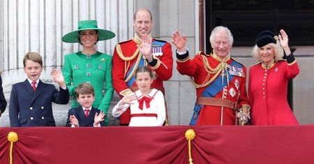 Czym zajada się Camilla, a kto lubi ostre curry? Przyziemne zwyczaje kulinarne w brytyjskiej rodzinie królewskiej (ZDJĘCIA)