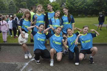 Jubileuszowe bieganie w Ińsku. Biegi przełajowe LZS i "Sportowa Frajda" dla najmłodszych