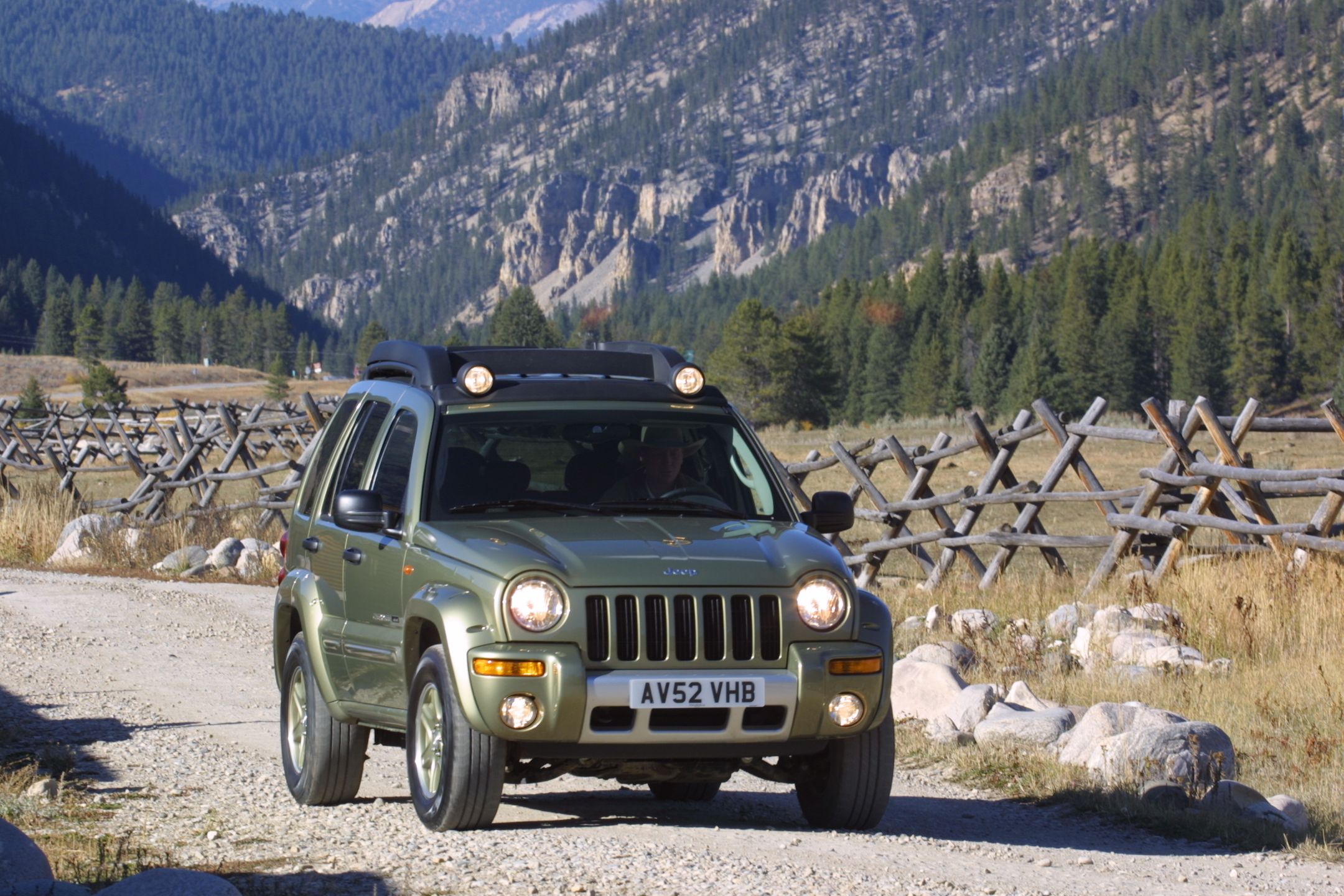 Jeep Cherokee KJ (Liberty) to prawie terenówka za rozsądne pieniądze z dobrym silnikiem Diesla