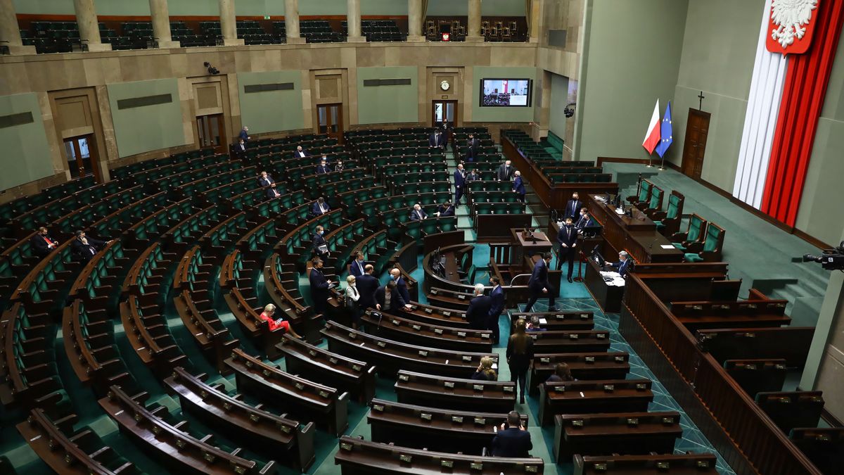 14 kwietnia rozpoczęło się dwudniowe posiedzenie w Sejmie. Posłowie po raz kolejny spróbują wybrać nowego Rzecznika Praw Obywatelskich. 