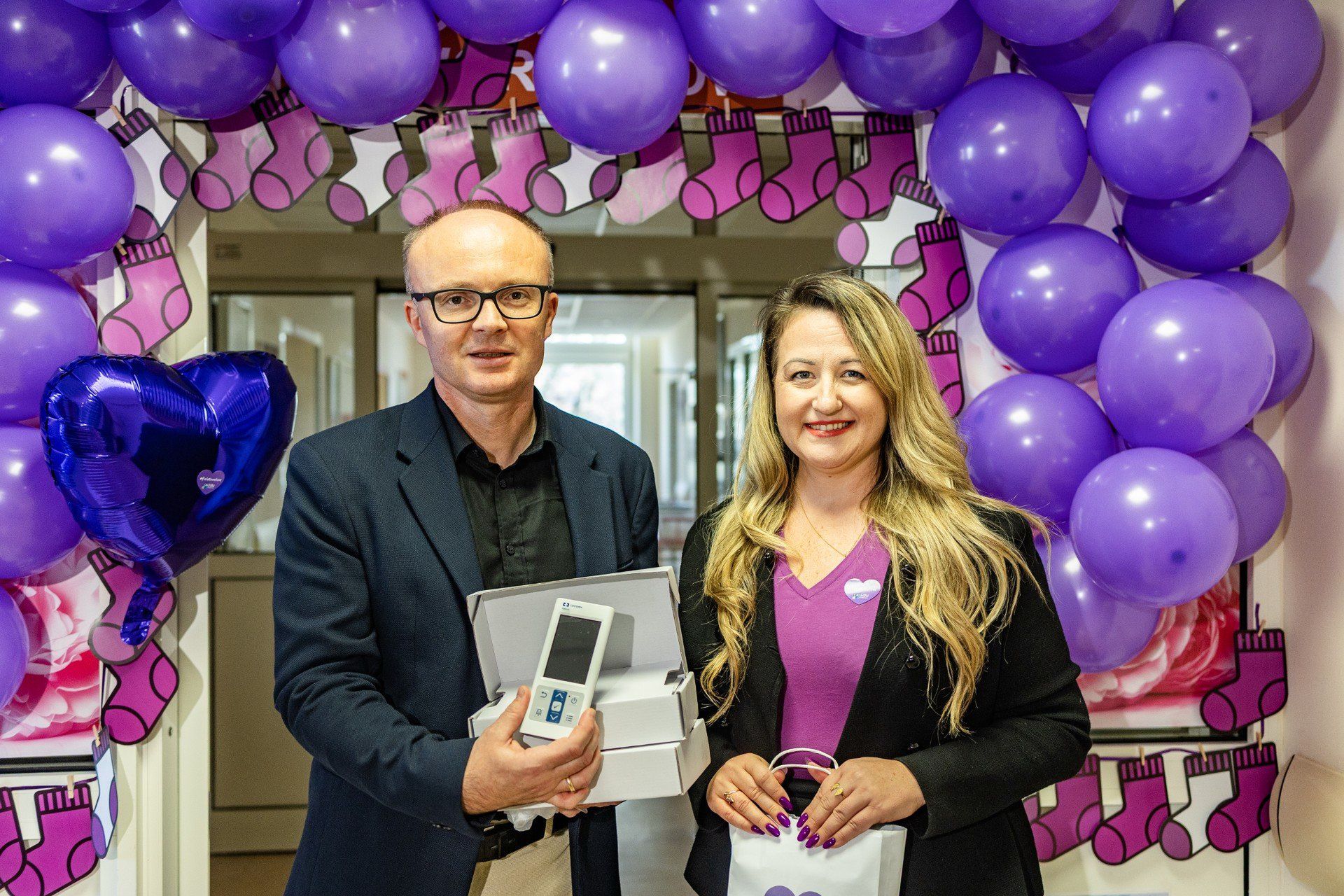 Przez cały listopad Szpital przybierze kolor fioletowy - barwę symbolizującą solidarność z wcześniakami i ich rodzinami.